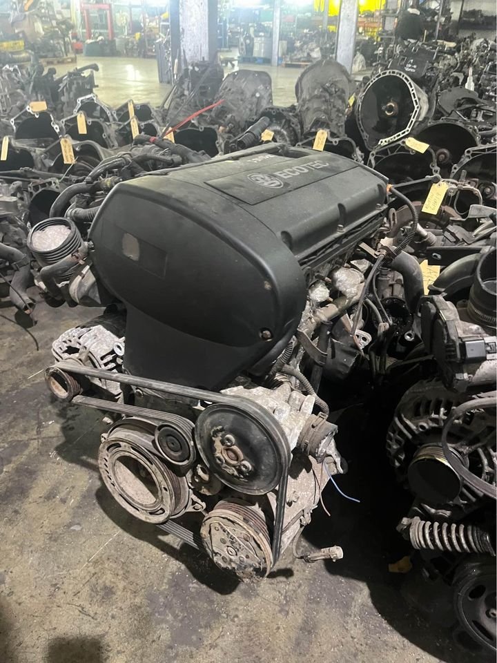 Second image of Opel Zafira 1.6L Z16XE1 Petrol Engine