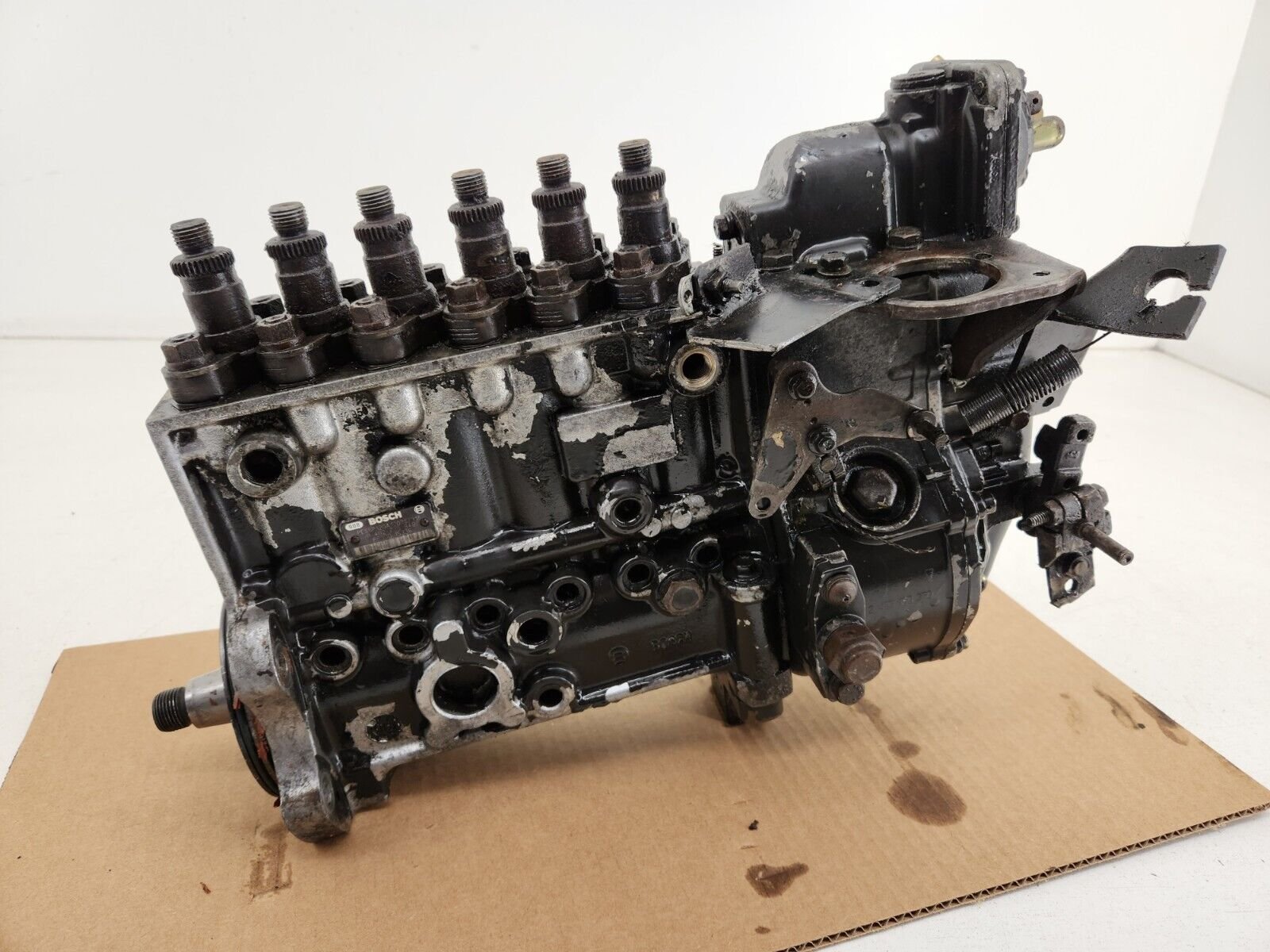 Bosch P7100 Fuel Injection Pump 5.9L Cummins (Core for Parts)