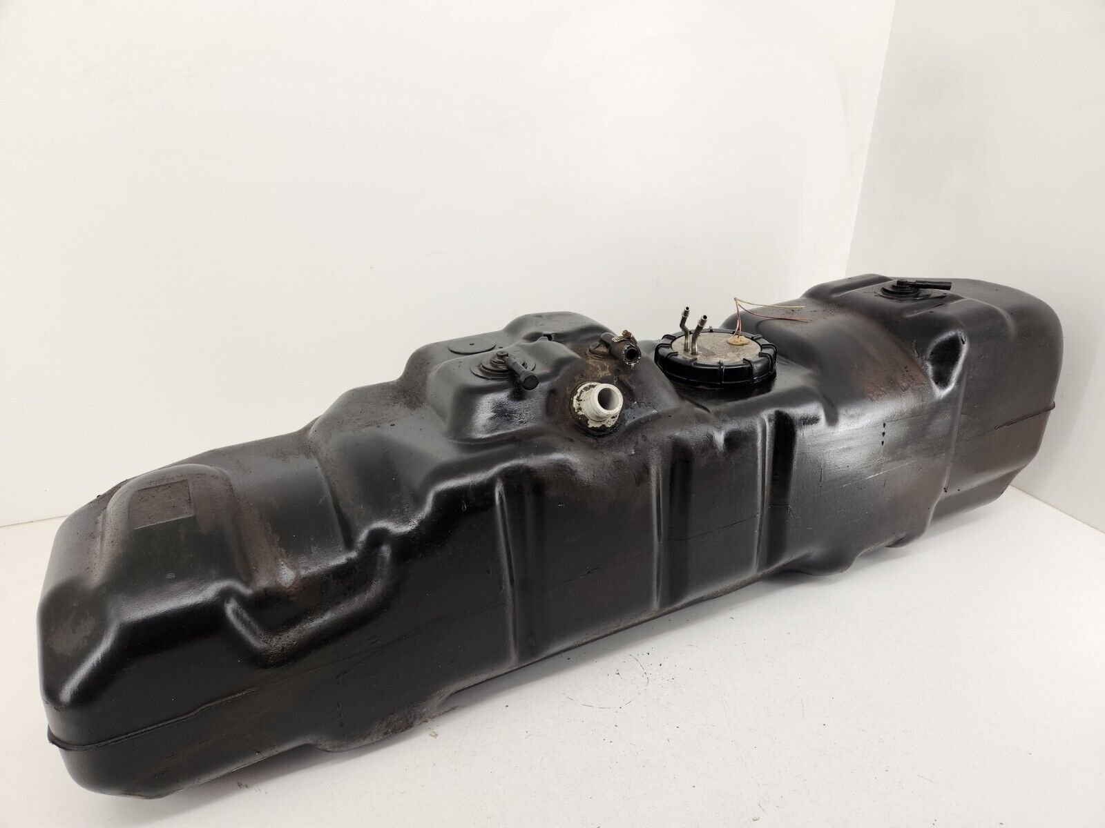 1999-2007 Ford F250 F350 7.3L 6.0L Diesel Fuel Tank, Long Bed, 38 Gallon