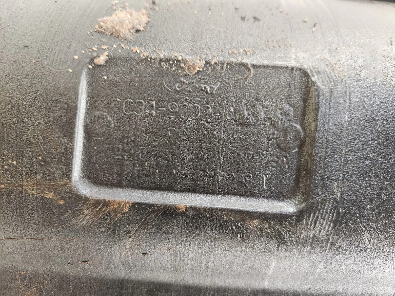 Second image of 2011-2016 Ford F250 F350 Super Duty Diesel 26 Gallon Fuel Tank BC34-9002-AK Midship