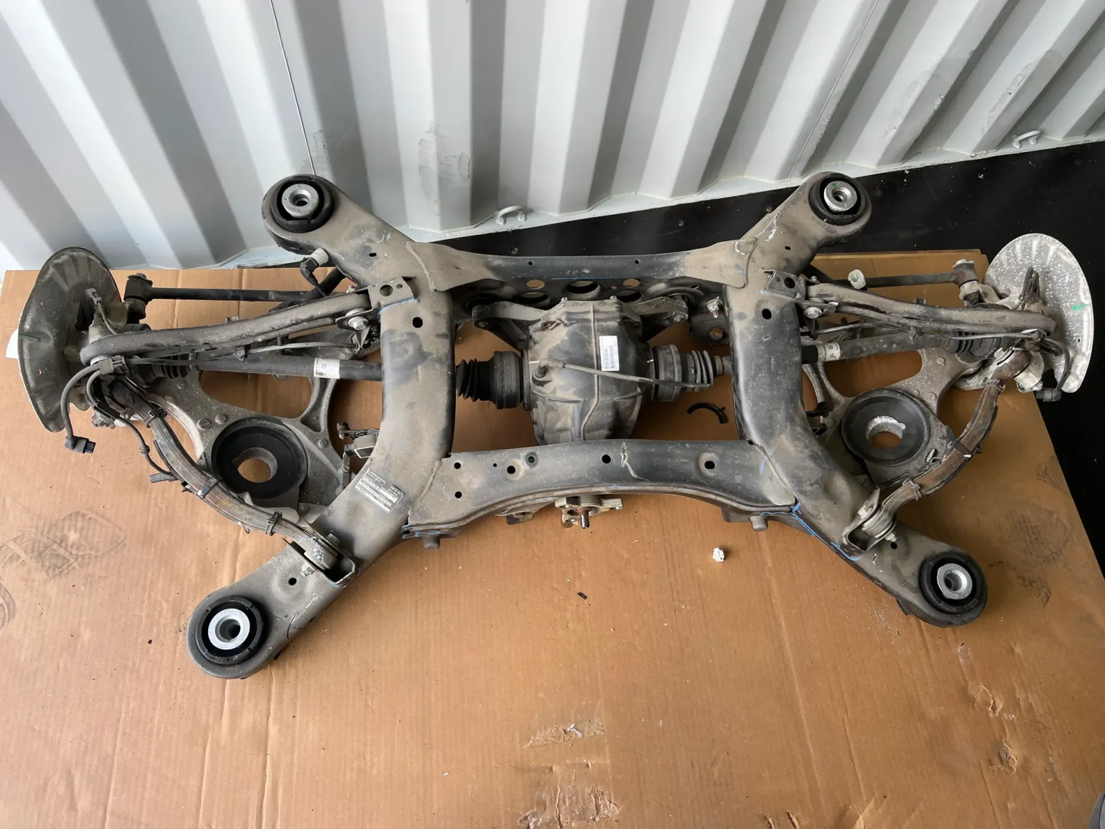 Mercedes ML/GLE W166 Rear Axle w/Differential