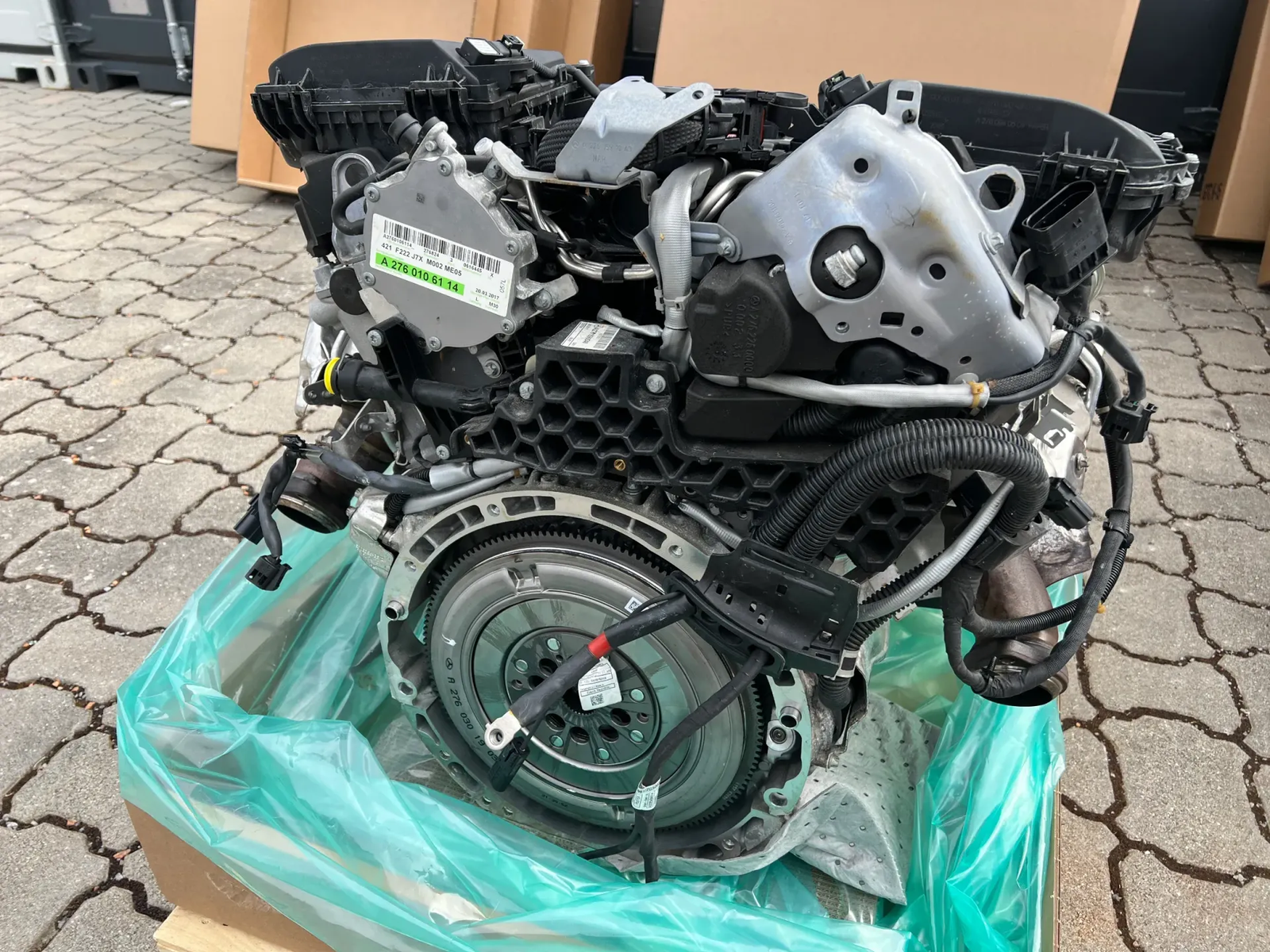 Second image of Mercedes S-Class W222 V6 3.0L Engine A2760106114