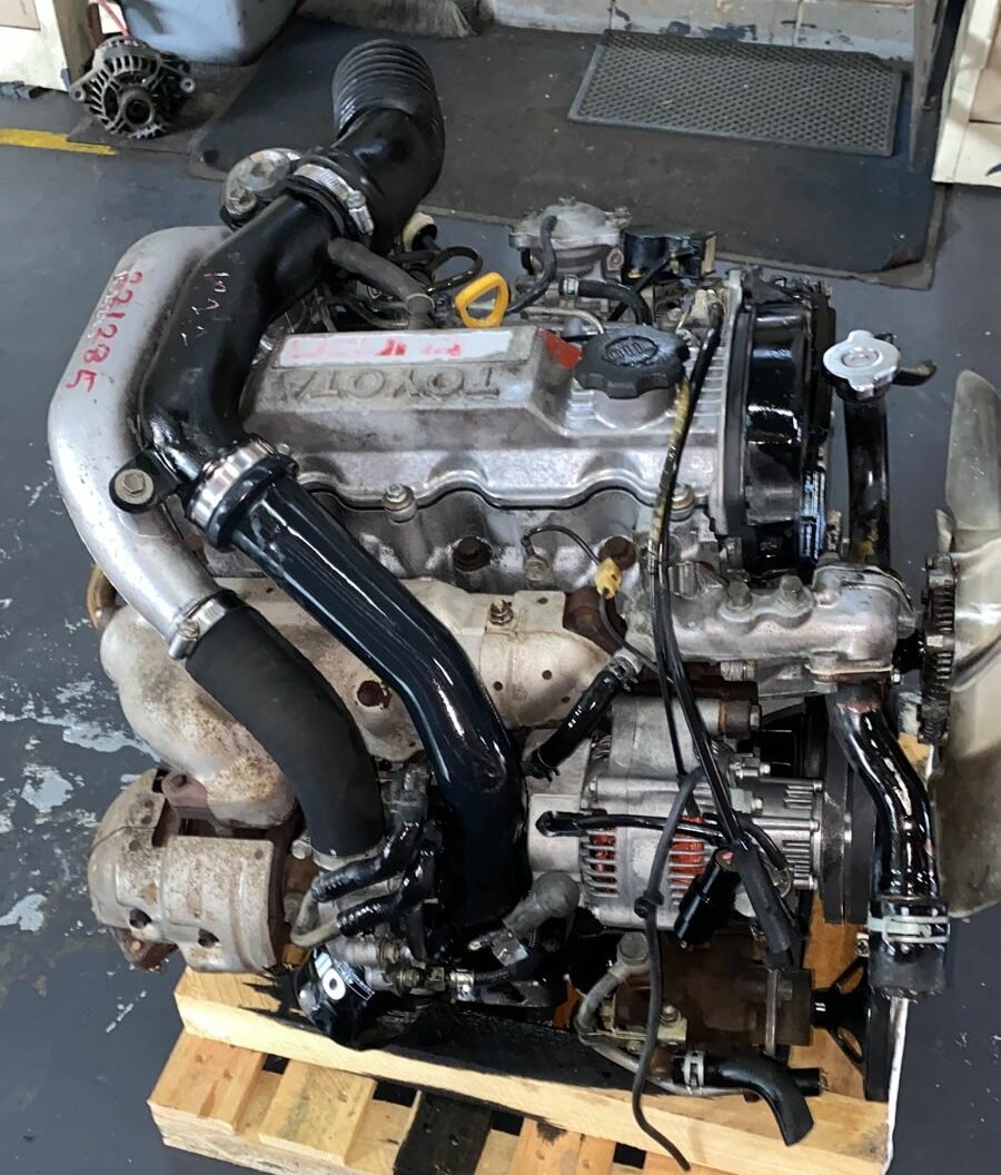 Second image of Toyota Hilux 2C 2.0L Diesel Engine Assembly JDM