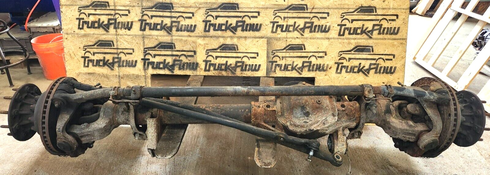 2005-2007 Ford F450 F550 DRW Dana Super 60 Front Axle, 10 Lug, 4:88 Ratio, 68k Miles