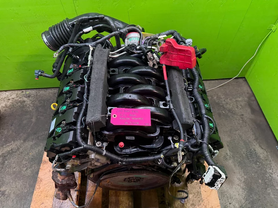 Second image of 2013 Ford F-150 Gen 1 Coyote 5.0L V8 Engine Motor Assembly