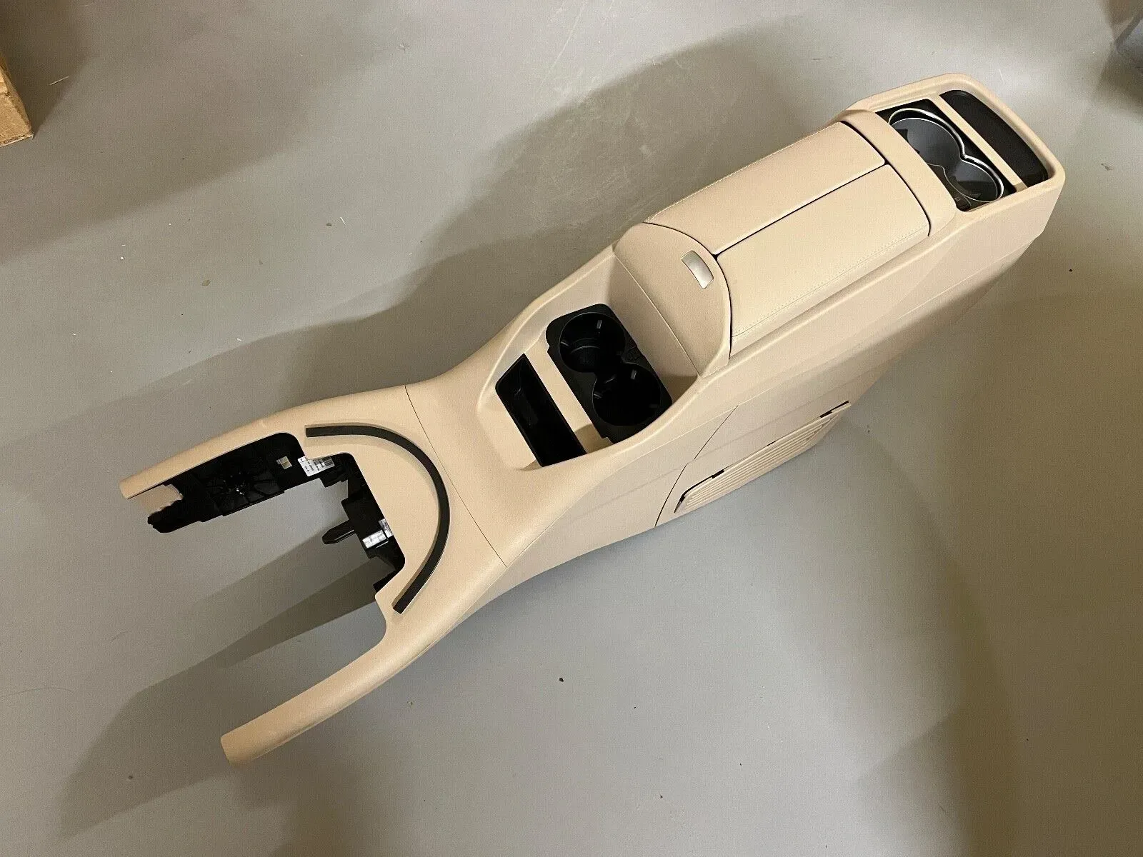 Second image of Mercedes V-Class Beige Center Console Refrigerator