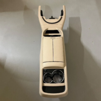 ORIGINAL-Mercedes-Benz-V-Class-refrigeratorcooling-compartmentcenter-console-beige-9.png