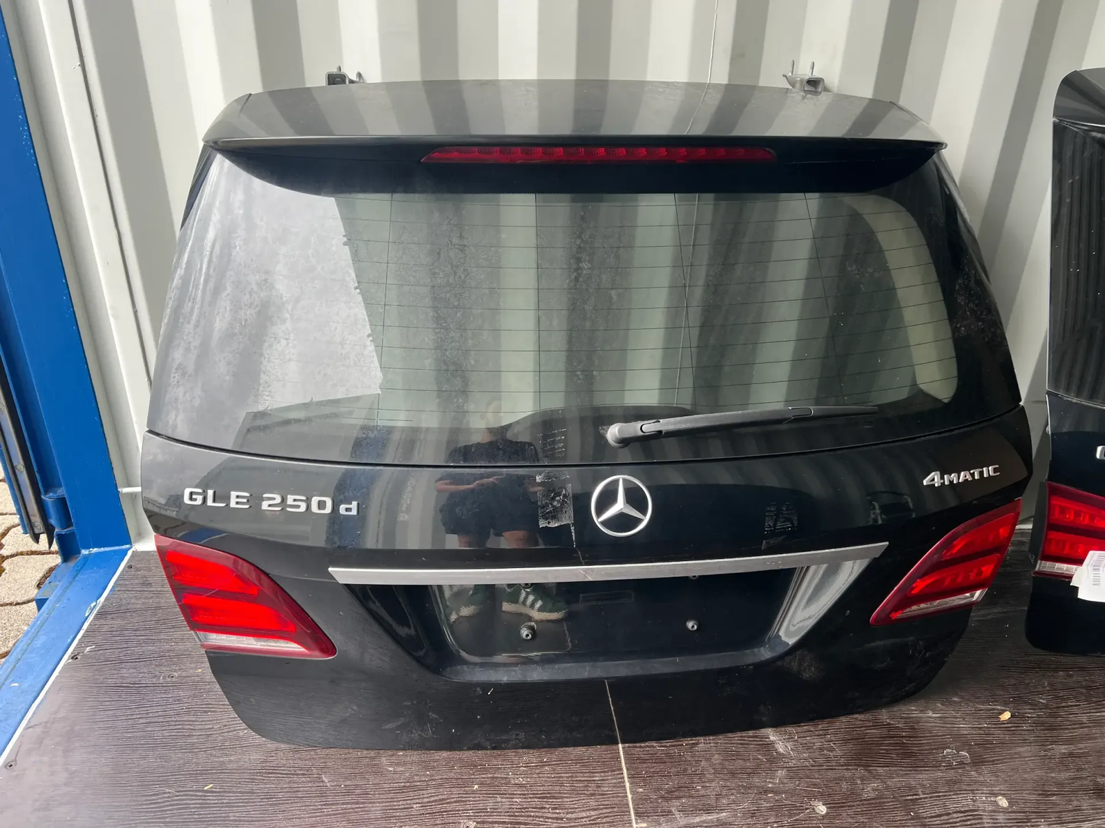 Mercedes GLE W166 Rear Tailgate Black 9040