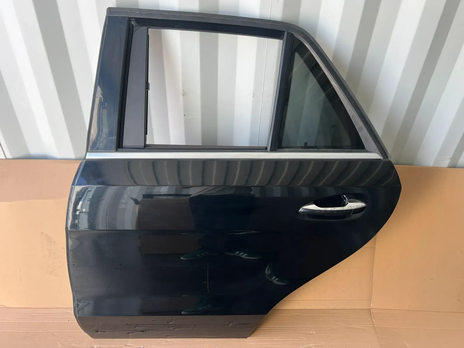 Mercedes ML/GLE W166 Rear Left Door Black 9040