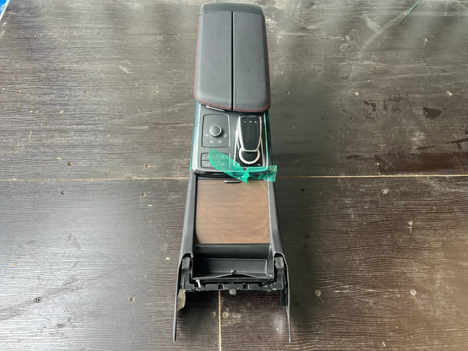 Mercedes-Benz ML/GL/GLE W166 Complete Center Console OEM – AS NEW