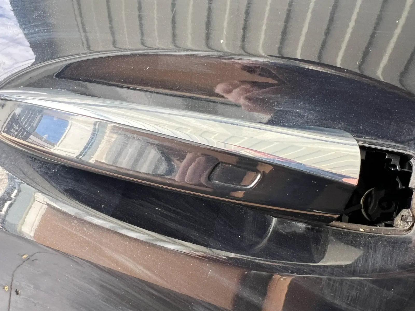 Second image of Mercedes S-Class W222 Front Left Door Black 9197