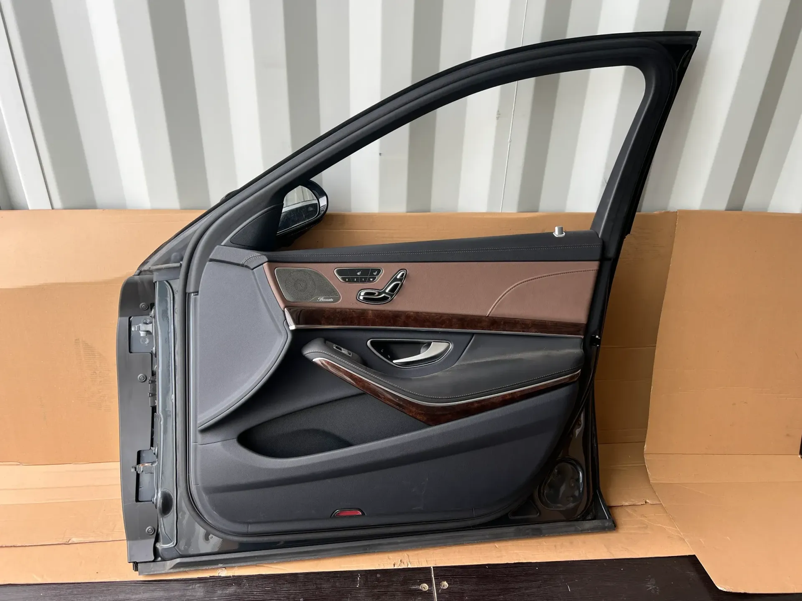 Second image of Mercedes S-Class W222 Front Right Door Blue 5998