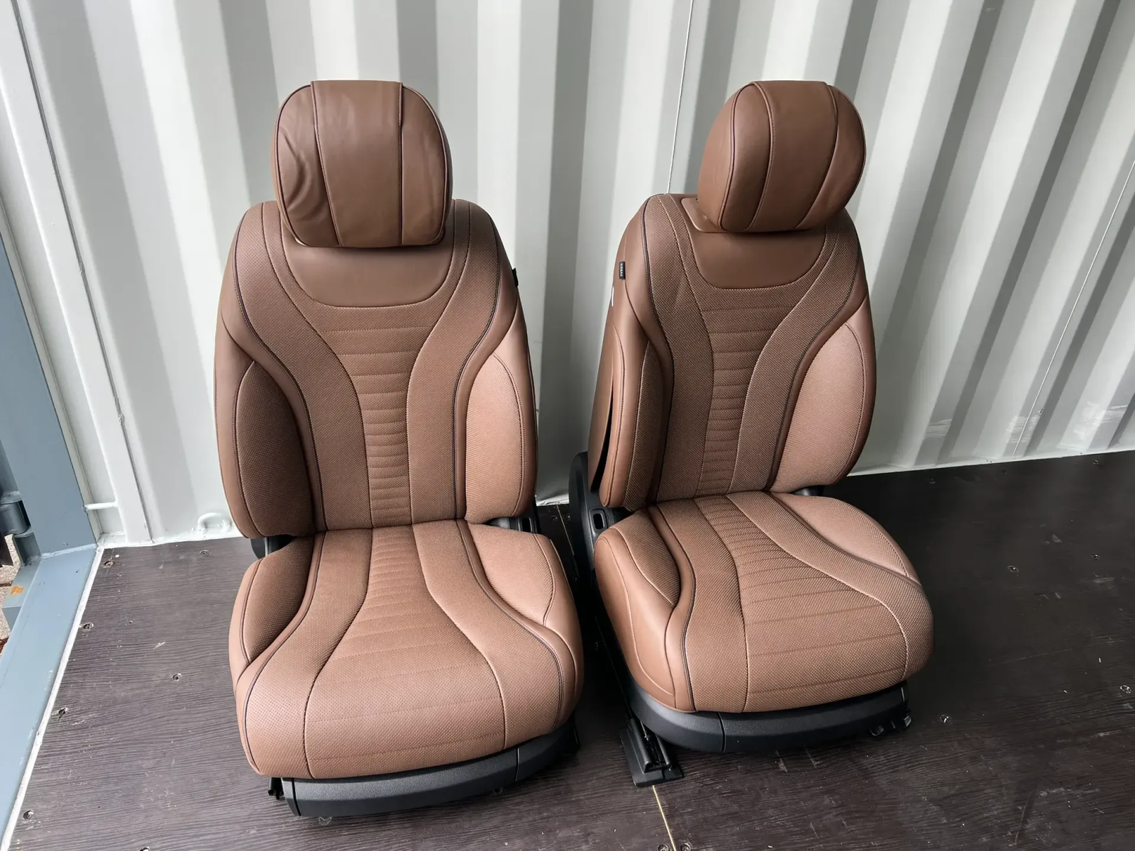 Mercedes S-Class W222 Brown Leather Front Seat