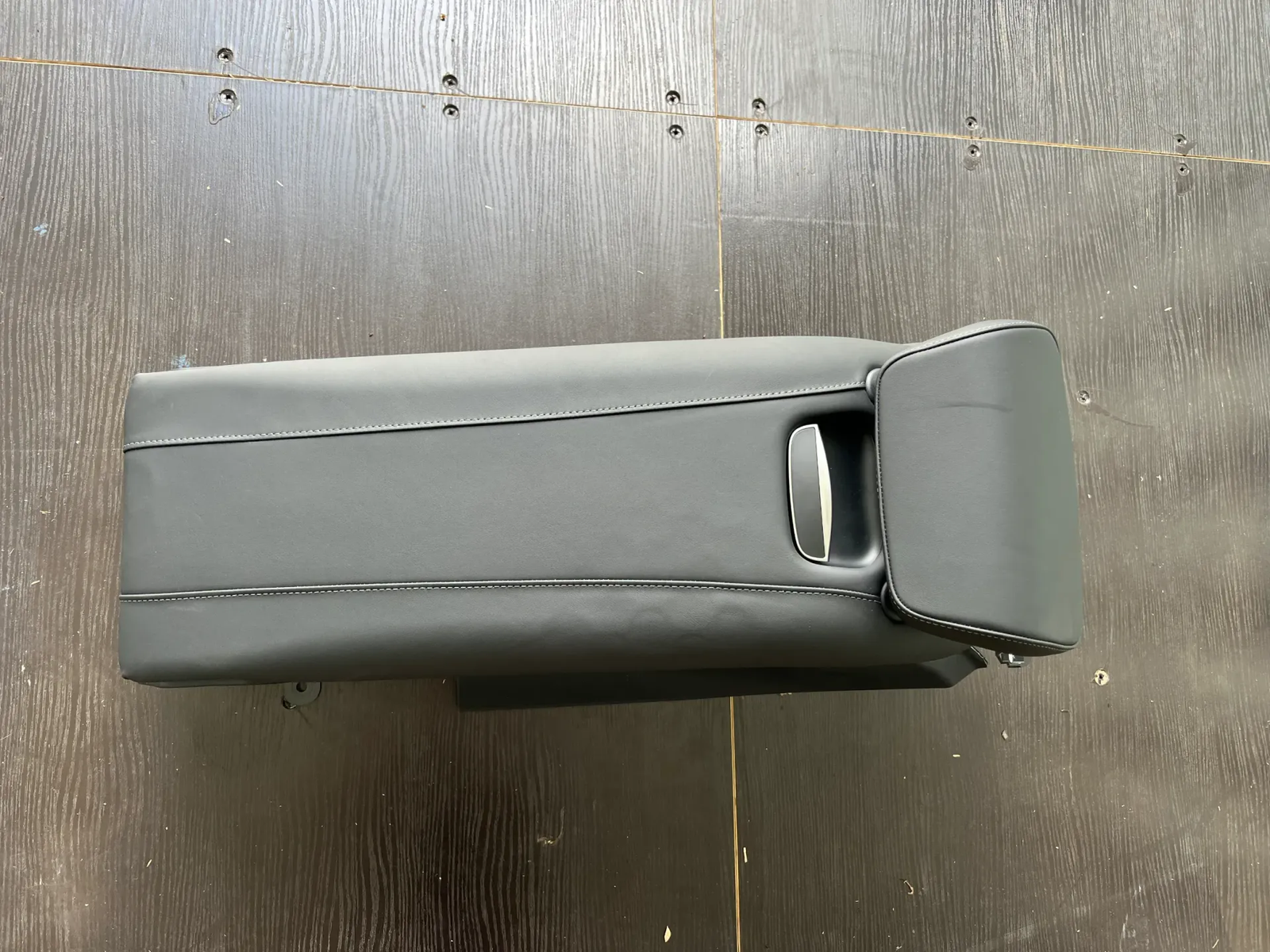 Mercedes S-Class W222 Rear Middle Leather Armrest A2229707302