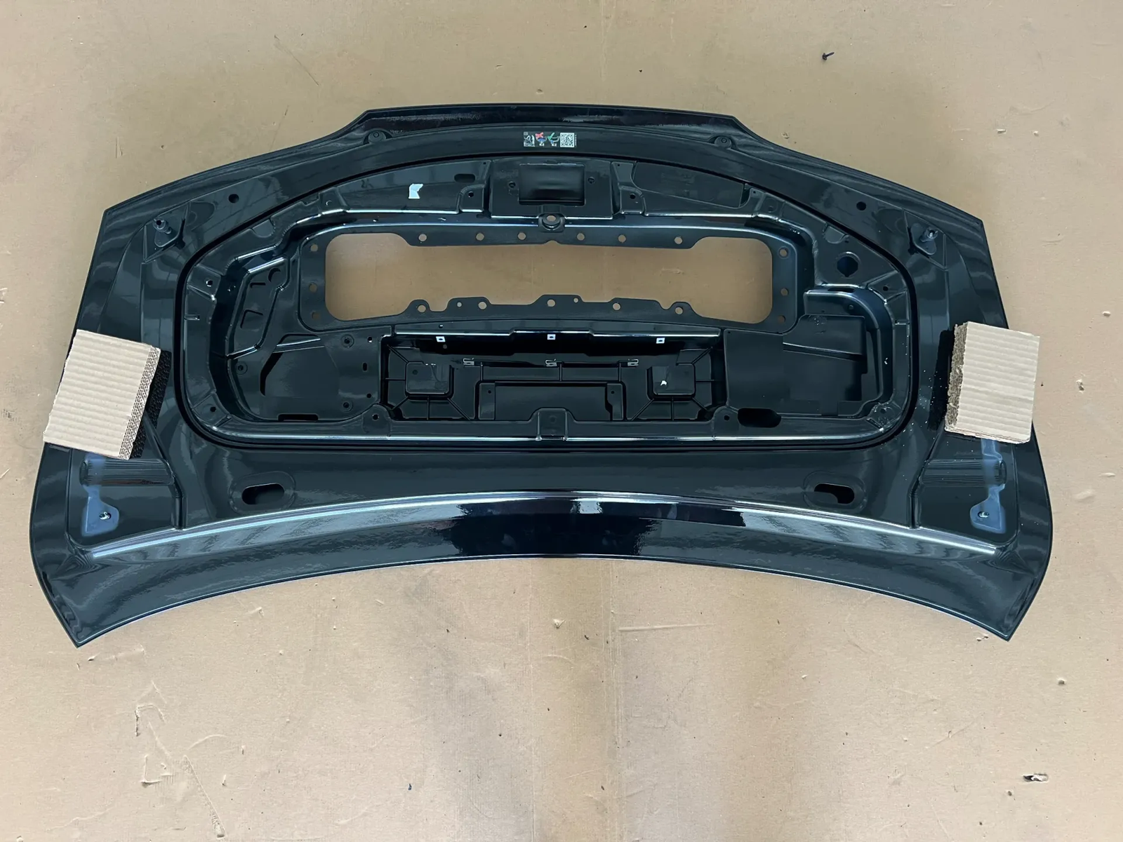 Second image of Mercedes SL63 AMG W232 Tailgate Trunk Lid A2327501300