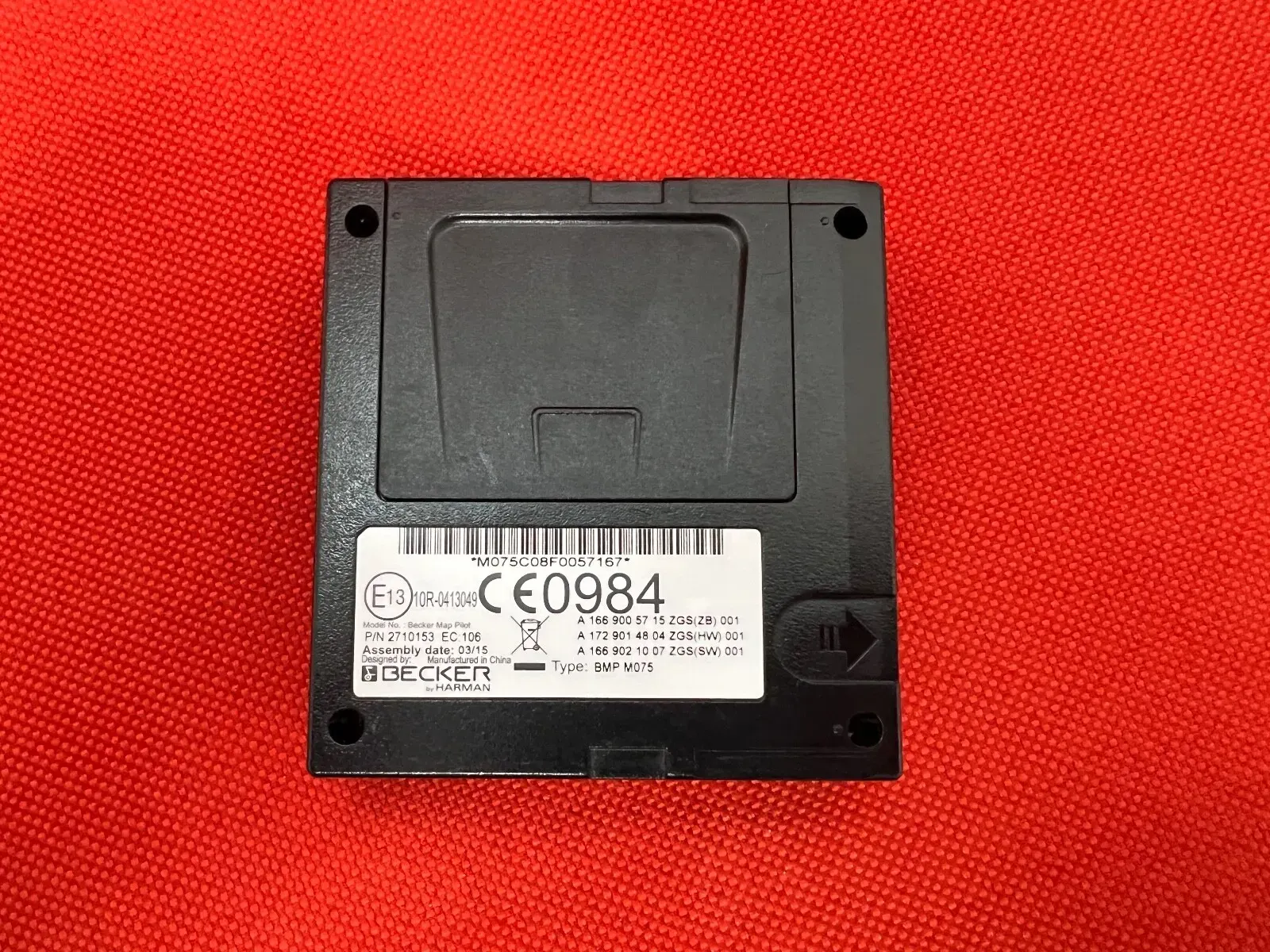 Second image of Mercedes-Benz Becker Navigation Control Unit A1669005715 A1729014804 NEW