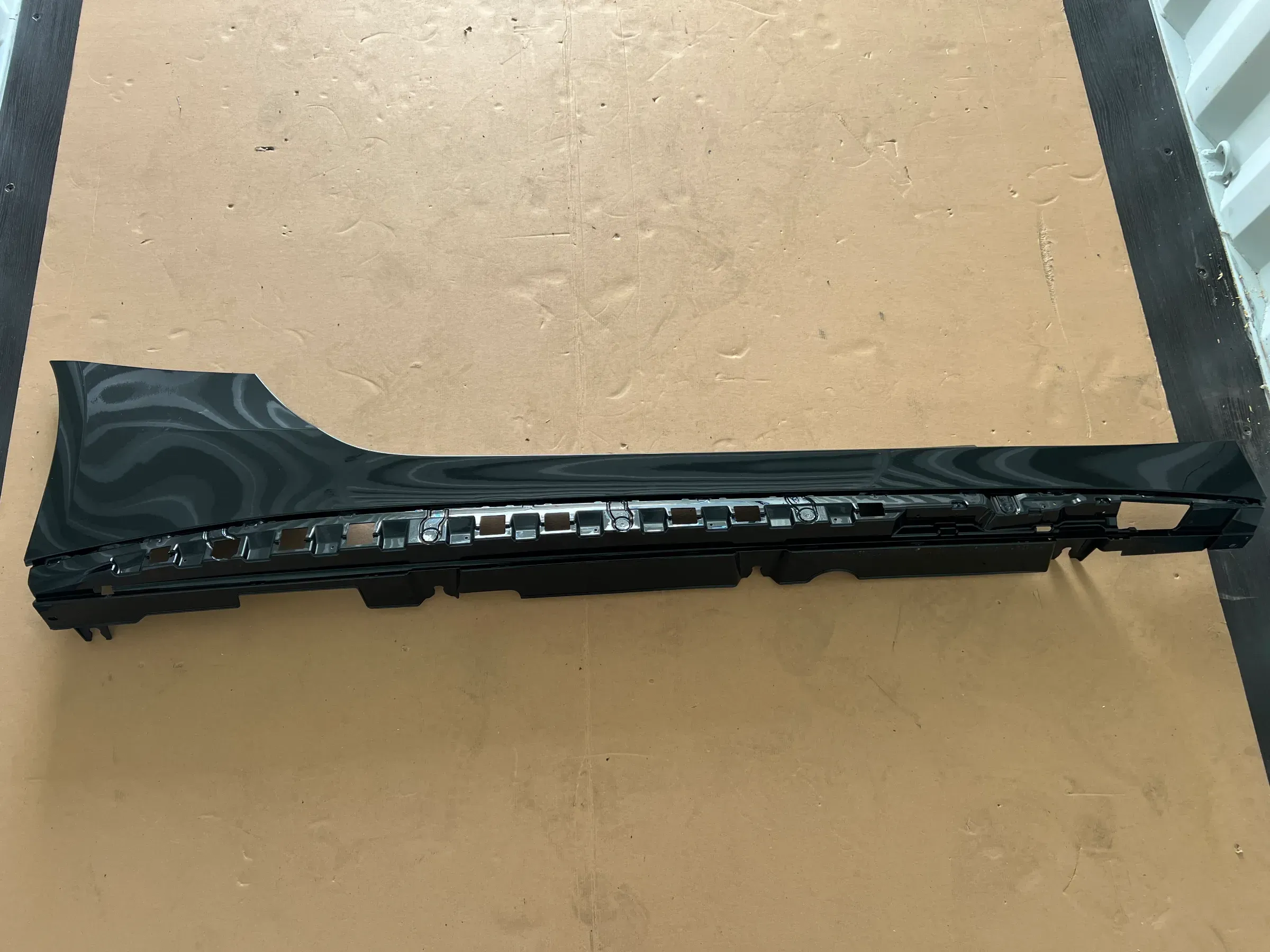 Mercedes-Benz SL 63 AMG W232 Side Member Trim Right Outside A2326901402 NEW