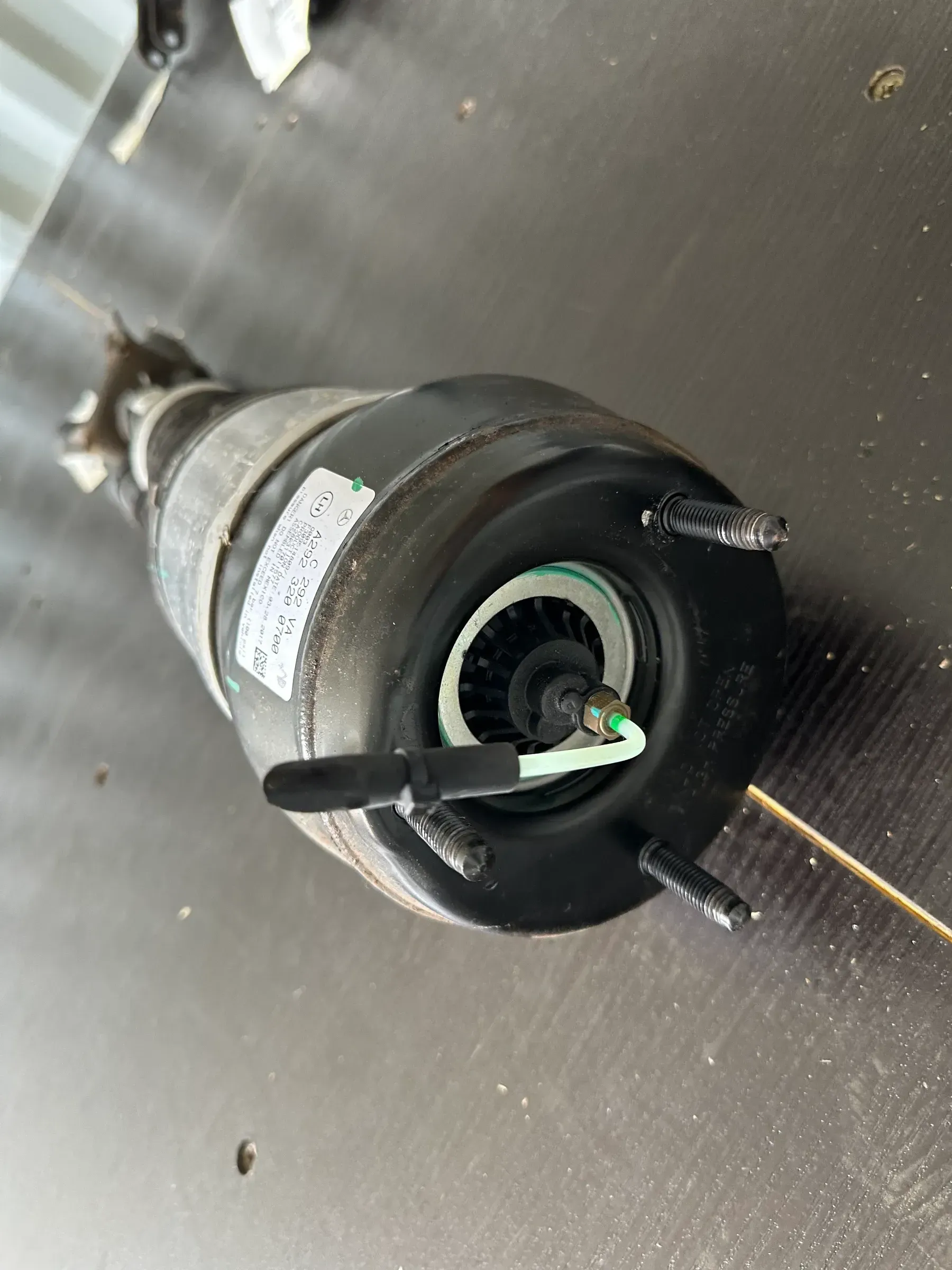 Second image of Mercedes GLE C292 Front Left Shock Absorber OEM