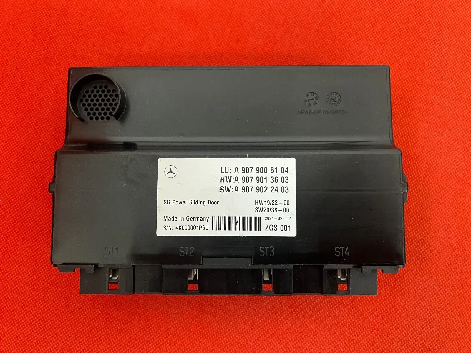Mercedes-Benz Sliding Door Control Unit A9079006104 NEW