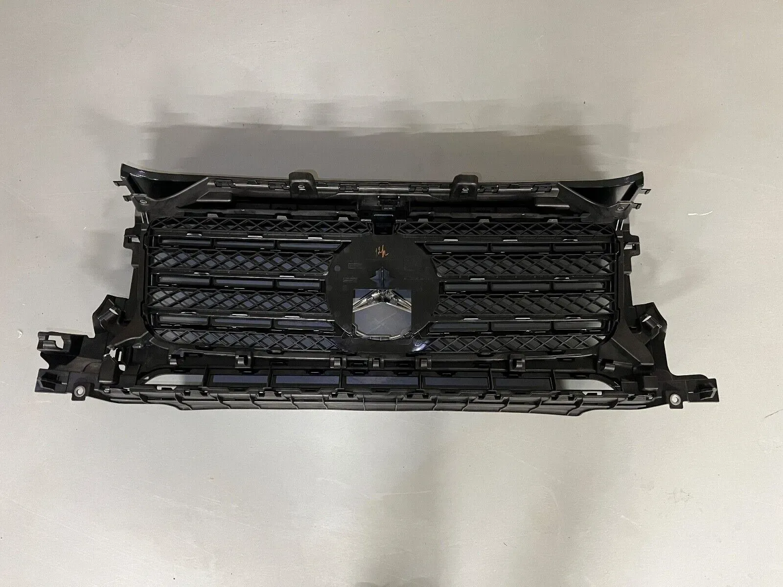 Second image of ORIGINAL Mercedes-Benz G-Class W463 Radiator Grille A4638880400 A4638880300 | Genuine OEM Front Grille Black